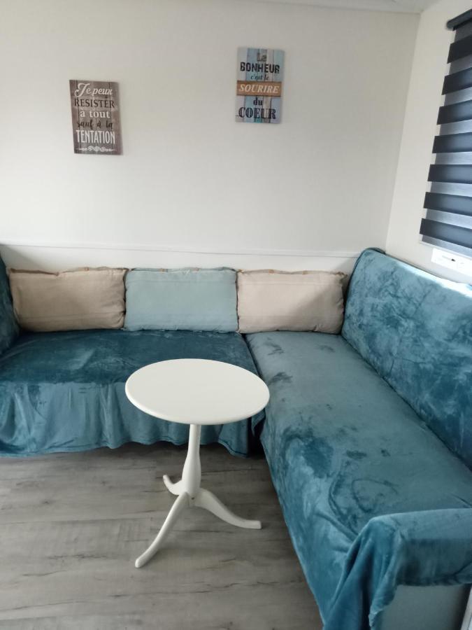 Mobile Home Service Hotelier Fréjus Exterior photo