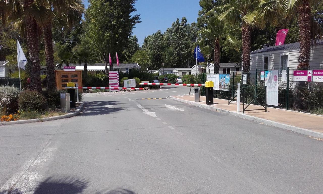Mobile Home Service Hotelier Fréjus Exterior photo