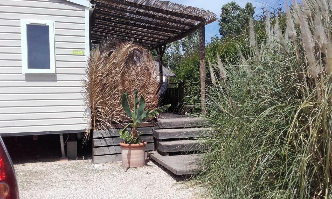 Mobile Home Service Hotelier Fréjus Exterior photo