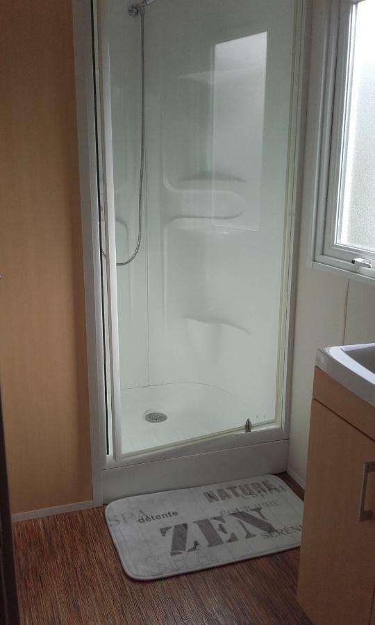 Mobile Home Service Hotelier Fréjus Exterior photo